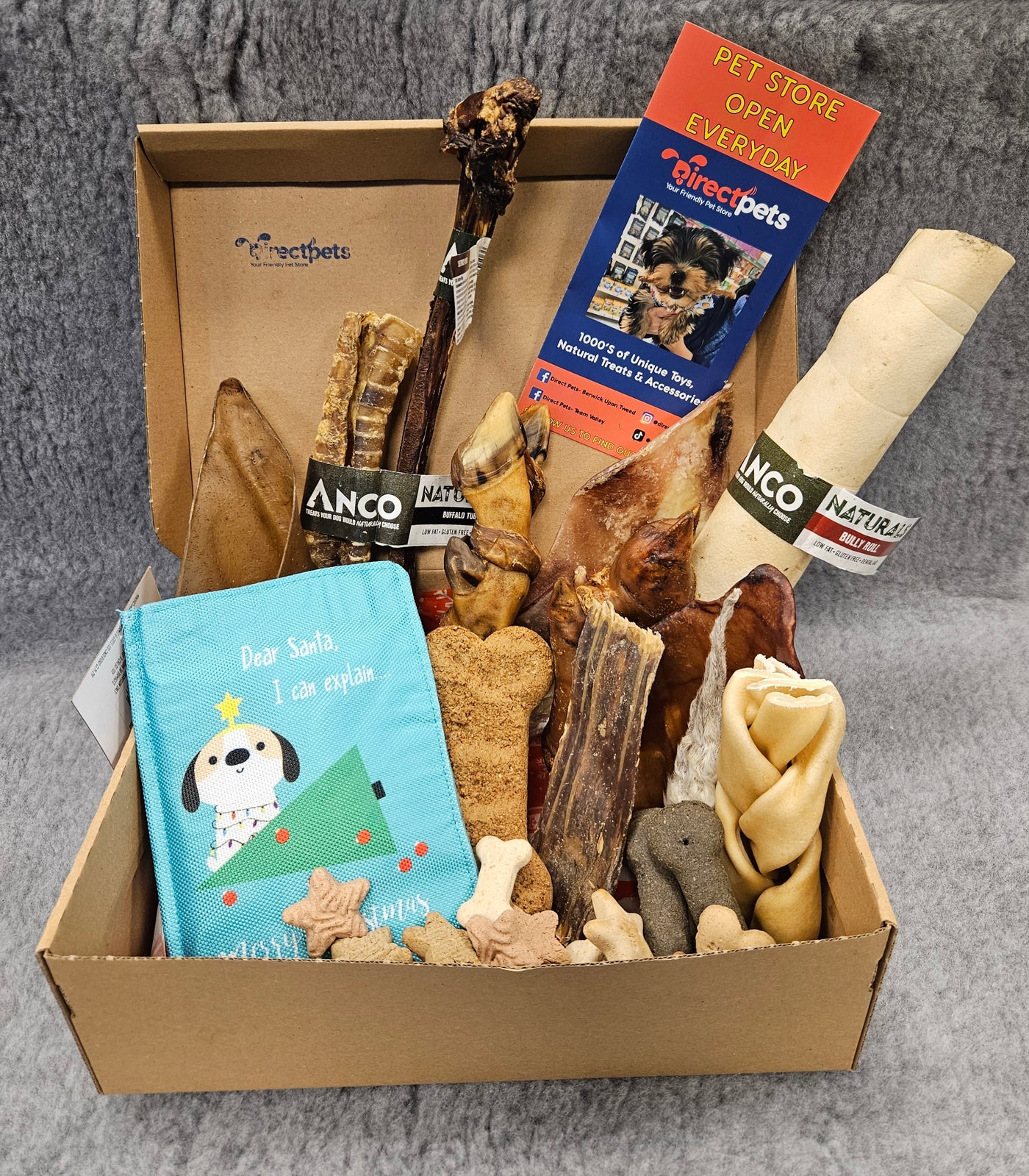 Pre-Order: Christmas Selection Box for Dogs