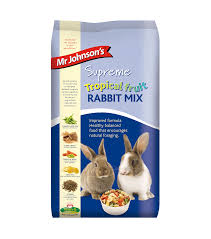 Mr Johnsons SupremeTropical Fruit Rabbit Mix 900g